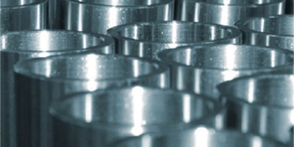 High quality standards thanks to OKUMA equipment.